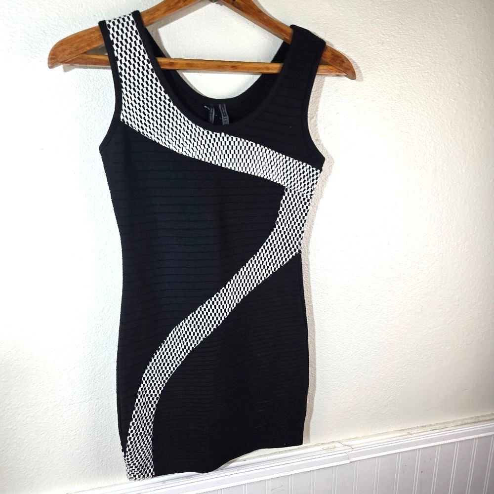 Women's Guess Bodycon Snatched Elegant Black and White Mesh Women's Dress Size S - Picture 7 of 10